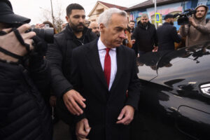 GARDA LUI CĂLIN GEORGESCU